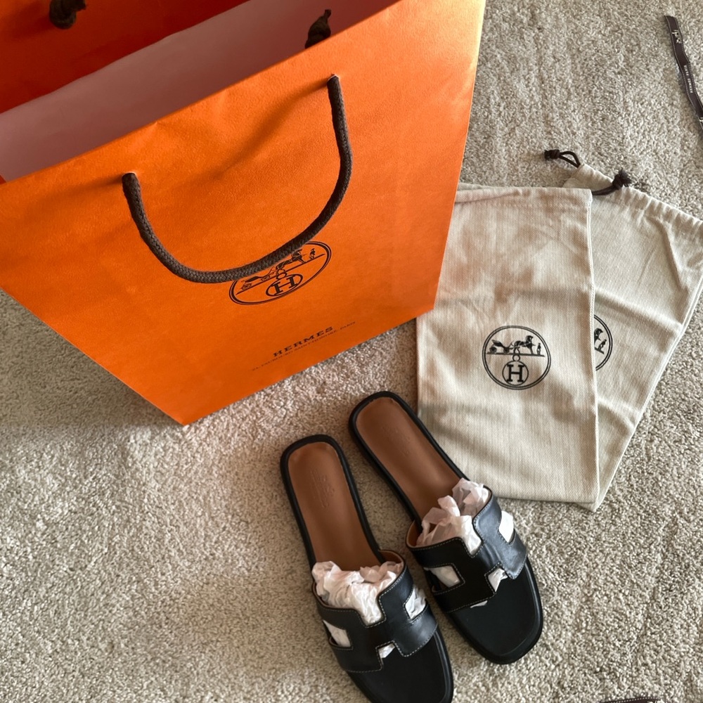 Hermes Oran Black Women's Slide Sandals - Picture 4 of 13